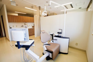 歯科口腔外科処置室