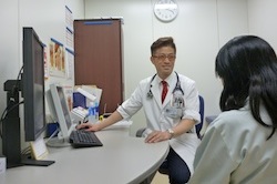 診察